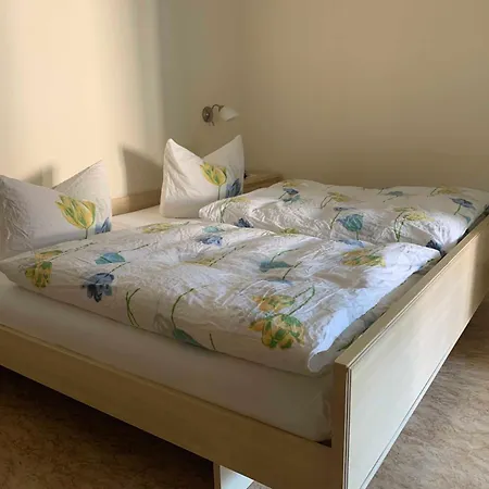 & Zum Fuerstengrund * Reichelsheim