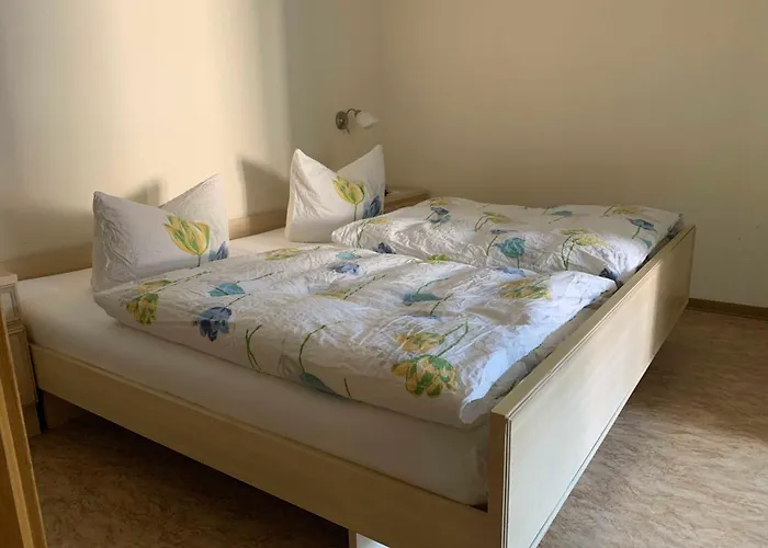 & Zum Fuerstengrund * Reichelsheim